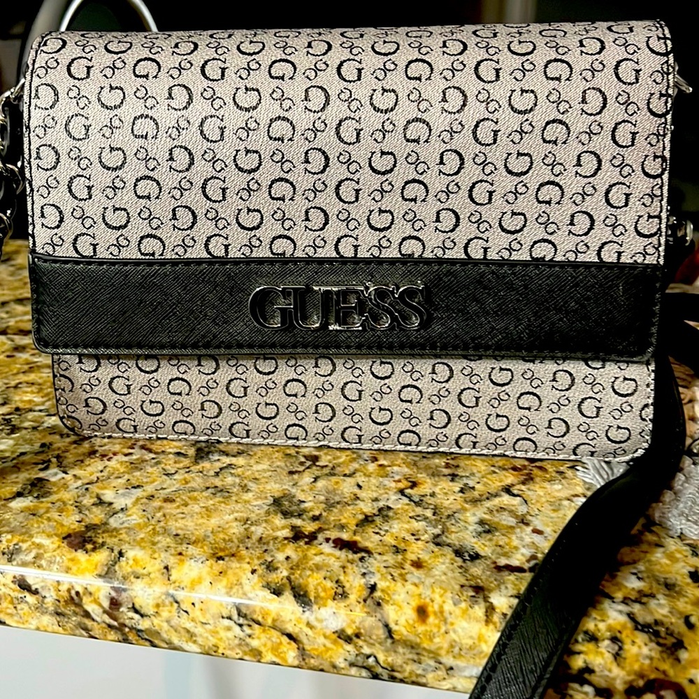 Guess crossing body bag